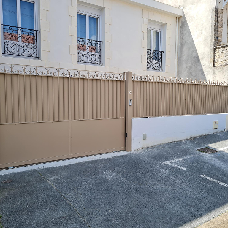 Portail coulissant fait à Fouras