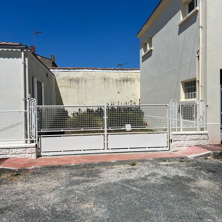 Portail coulissant sur-mesure